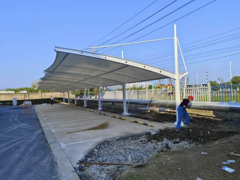 兴化市物流园卸货推拉棚案例，大型移动推拉棚厂家报价参考-1